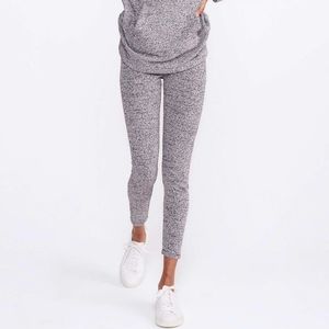 LOU & GREY Soft Boucle Leggings S Like New
